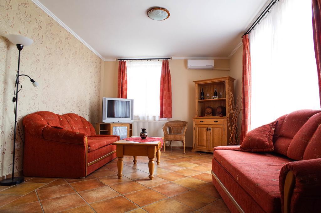 Hotel Gerendas Vendeghaz Egerszalók Pokoj fotografie